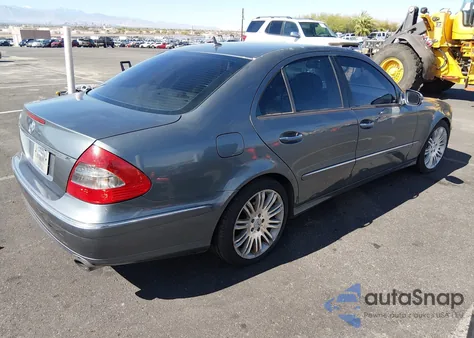 2007 Mercedes-Benz E 350 z USA, uszkodzony, nr VIN WDBUF56X97B080994